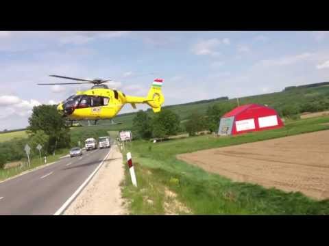 Súlyos autóbaleset, helikopteres (EC135) mentés a 76-os úton.
