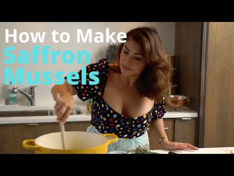 How to Make the Most Delicious Saffron Mussels