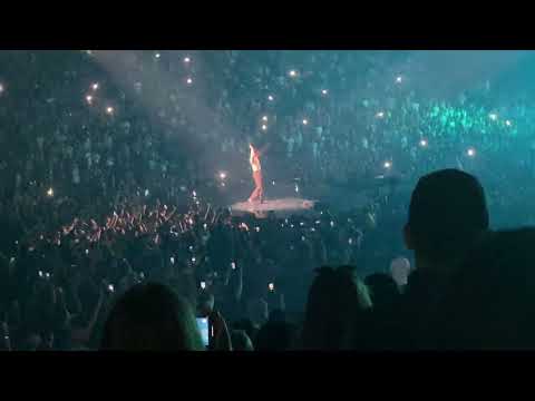 Thumbnail for Mercy - Shawn Mendes (Live) - (07/02/2022 - Vancouver)