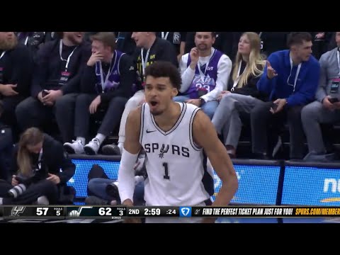 Victor Wembanyama stuns entire crowd as he played like 2015 Steph Curry ????