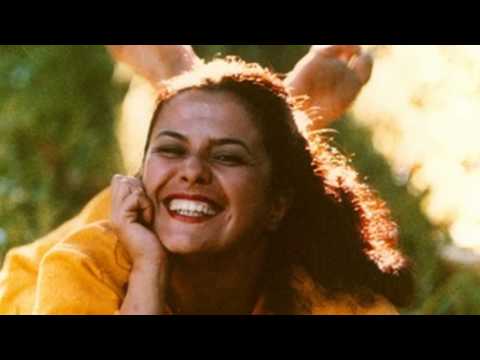 Elis Regina chora ao cantar &quot;Casa no Campo&quot; (Raríssimo!)