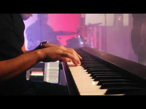 Gracias Mamá - Natty Blanco (Cover por Grupo Realizado)