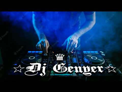 Mix Tropicumbia (El Viejo Del Sombreron) Dj Genyer