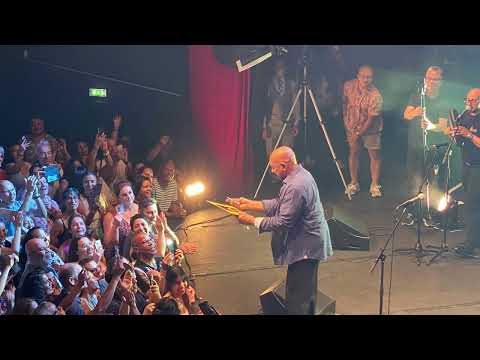 @OscarDLeonSalsa au #bataclan juillet 2022 par @cubopsouslesetoiles