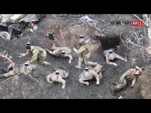 Horrible!! Ukrainian FPV drones silently blow up dozens Russian troops columns on Front Line