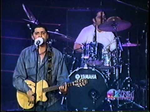 De la noche a la mañana - Elefante - En vivo