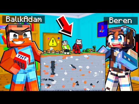 Arkadaşlarım Beni MİNİK Minecraft Dünyasına Hapsetti! - Minecraft