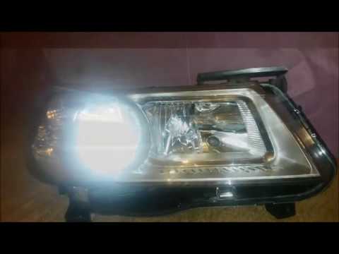 Thumbnail for Replace the Headlight bulb, high beam, blinkers and parking lights on Renault Megane 2