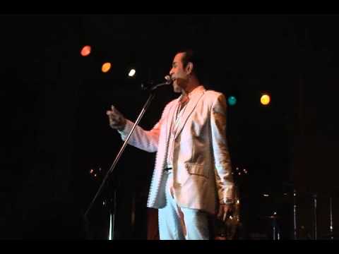 ELYMAR SANTOS - BAR BRAHMA - 02/FEV/2011 - Cabecinha no ombro