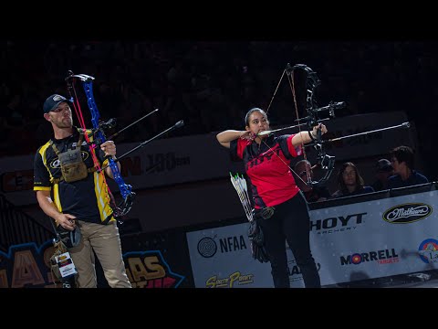 Sara Lopez v Levi Morgan – Legends Match (exhibition) | Vegas Shoot 2022