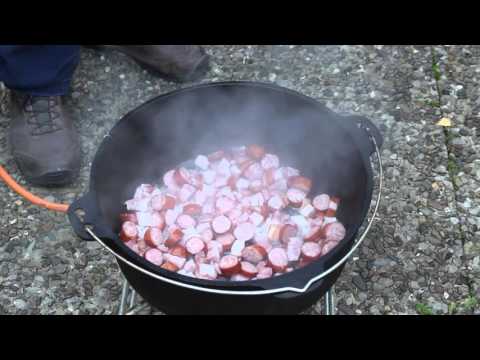 Thumbnail for Erbsensuppe - zu dieser Jahreszeit genau das Richtige, einfach lecker!