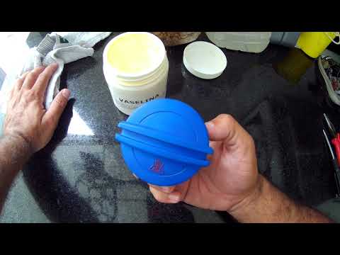 Thumbnail for Como limpar e recuperar tampa do radiador da linha Volkswagen (VW).