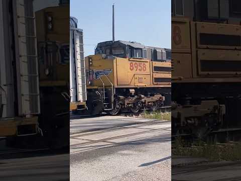 UP AMICX Mid DPUs going through Missouri Valley, IA (9/4/24)