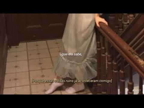 ela sabe, ela sabe, eu sei que ela sabe, eu sei que ela sabe.