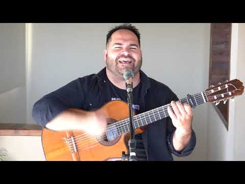 Juan Fuentes - Pescador y guitarrero