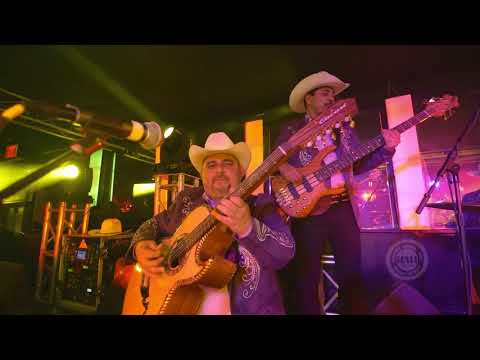 Los Originales De San Juan - Naci Con Suerte De Rey En Vivo (Video Oficial)