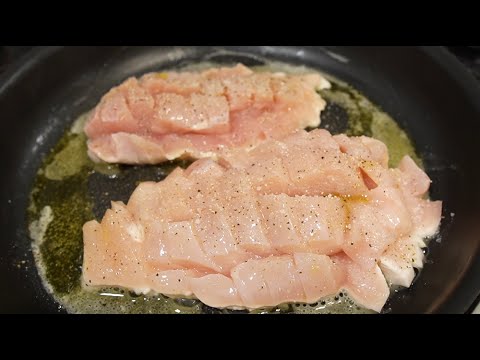 Thumbnail for 【簡単レシピ】鶏むね肉を使った海外料理に挑戦????ジューシーなお肉と、この切り方は最高すぎた✨