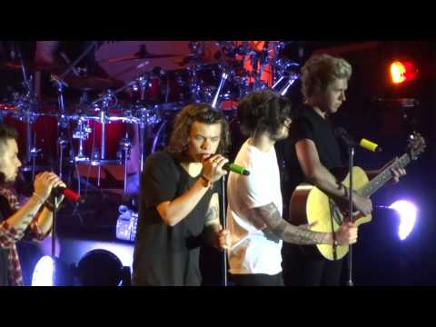 One Direction - Night Changes (On The Road Again Tour 2015 Hong Kong)