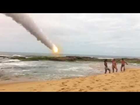 Thumbnail for Meteoro caindo na praia