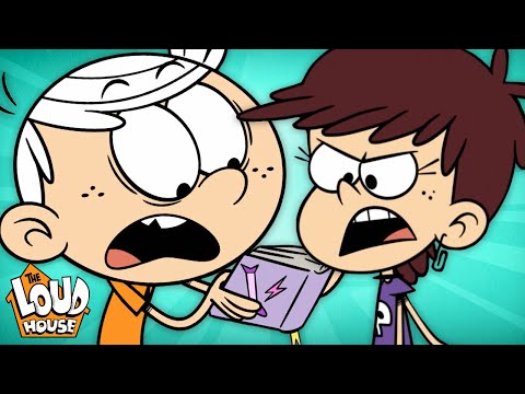 Thumbnail for Lincoln Reads Luna's Diary! | "Snoop's On" 5 Minute Episode | The Loud House
