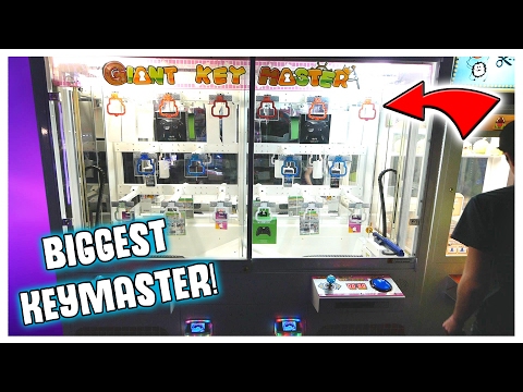 THE BIGGEST KEYMASTER EVER! || Arcade Games