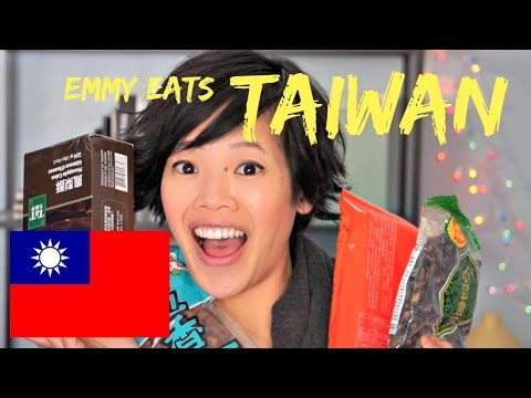 Emmy Eats Taiwan - tasting Taiwanese snacks