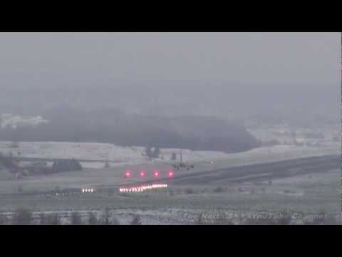 Thumbnail for 【HD】 雪景色の旭川空港を見下ろす！　JAL　Boeing 737-800　JA306J