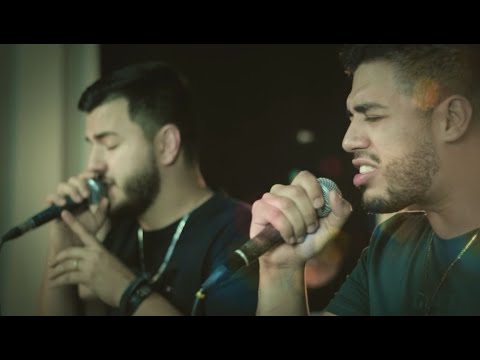 Thumbnail for Lucas e Léo - Vou Decidir (Videoclipe Oficial)