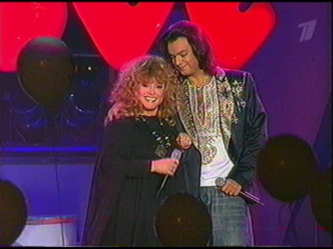 Алла Пугачева и Филипп Киркоров в концерте Love Story (Санкт-Петебруг, 13.02.2003 г.)