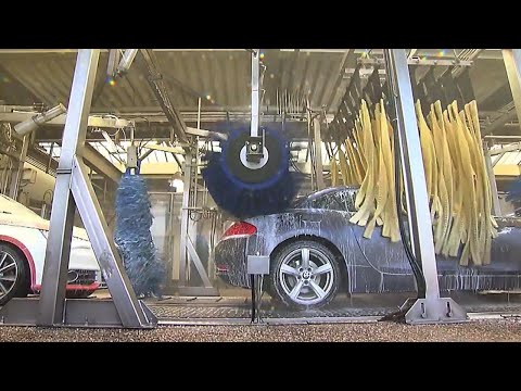 Thumbnail for Самая большая автомойка в мире - моет 300 авто в час, 4 000 в день!