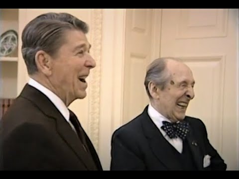 Thumbnail for Vladimir Horowitz meets Ronald Reagan (20 March 1986)