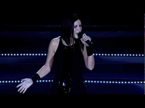 Thumbnail for Laura Pausini - En Cambio No (live). HD-1080p