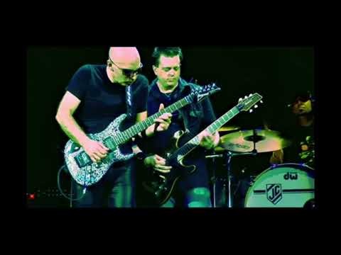 Joe Satriani Tribute To The Beatles "I Get By With A Little Help Of My Friends" grab yo headphones!
