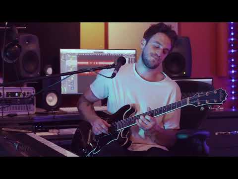 BLUE - Tiesto ft. Stevie Appleton (Live Studio Version)