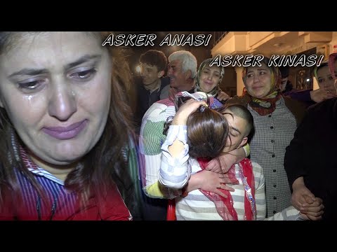 Thumbnail for Grup Akıncı Askerin Kınası Yanarken Göz Yaşlarını Tutamayan Annenin Göz Yaşları AĞLATAN ASKER ANASI