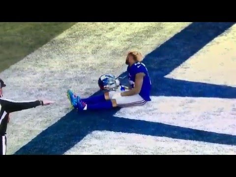Thumbnail for O'Dell Beckham knocked out of game. Giants vs. Jets. NY Bowl