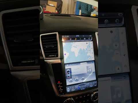 Thumbnail for Заменили штатный монитор в Mercedes-Benz W166