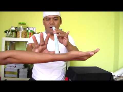 Thumbnail for Kereenn!! Trik Sihir/Santet Keluar Paku, Keluar Jarum, Silet, Ular dari dalam Tubuh