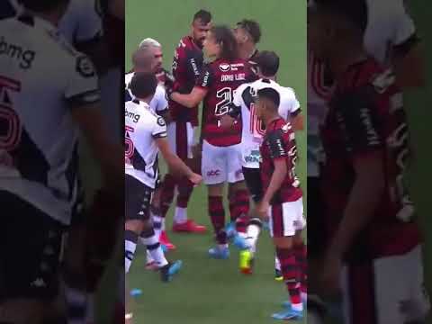 Briga entre Gabi e Gabriel Pec | Confusão no clássico