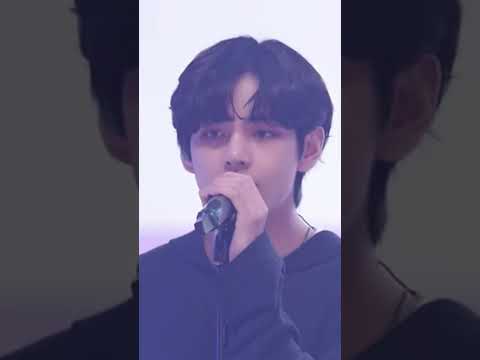 【BTS】完璧なタイミングでカメラ目線をするテテ