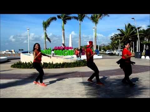 Damelo Todito-(Amarfis) by Aaron Diaz