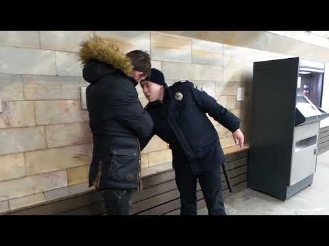 Незаконный обыск в метро, Киев