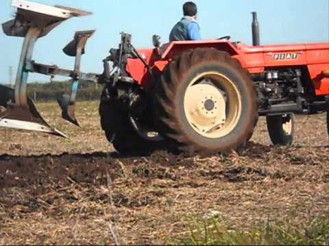 Thumbnail for Aratura 2012 con fiat 640 e 540 special.wmv