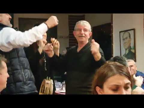 Çetin Akdeniz ve Arakaşları