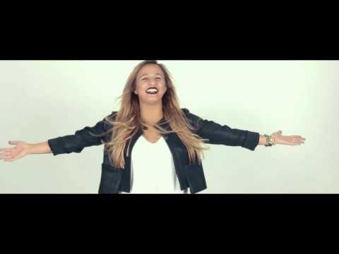 Thumbnail for (עדן בן זקן - אלבינה (הקליפ הרשמי | Eden Ben Zaken - Albina