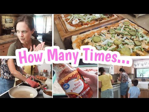 do I forget in this video?! ???? 5 Ingredient Sheet Pan Pizzas ???? Easy &amp; Quick Recipes &amp; a Grocery Haul
