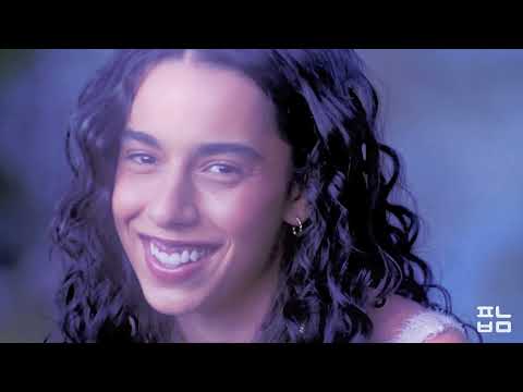 I'm a B (I'm a 빛) x Voltei Pra Mim x  Não Te Amo  Mashup (Hwasa & Marina Sena & Jão)