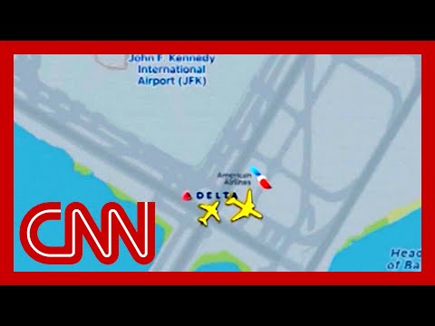 Thumbnail for Radar shows near-miss between two passenger planes