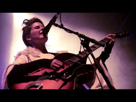 Klô Pelgag - Tremblements (Live au Café de la danse, Paris)