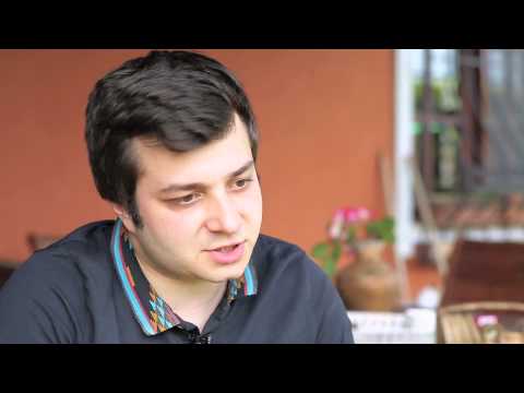 Thumbnail for Yurt dışı seyahati için ucuz konaklama seçenekleri nasıl bulunur?